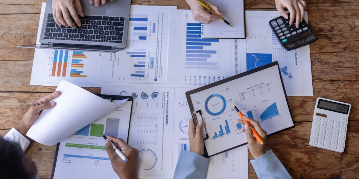 Social Media & Digital Content